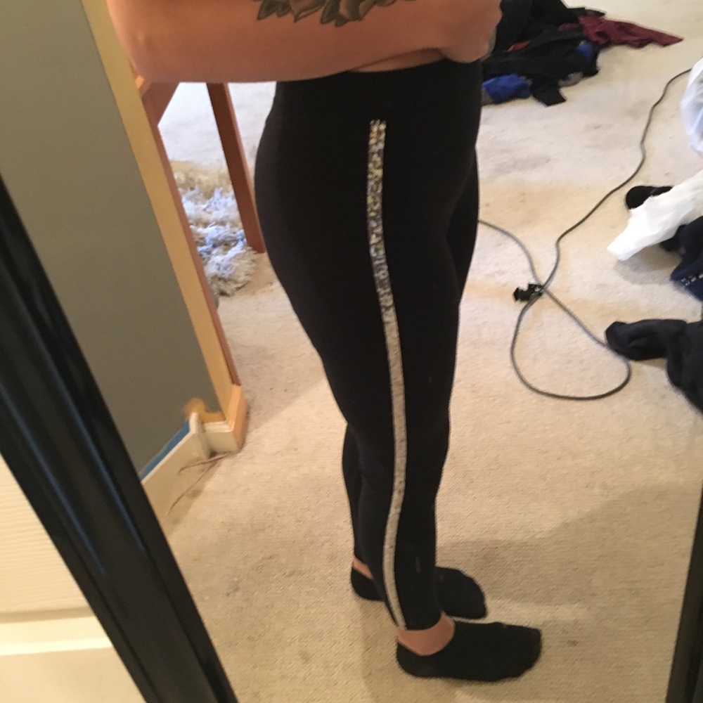 VS pink leggings